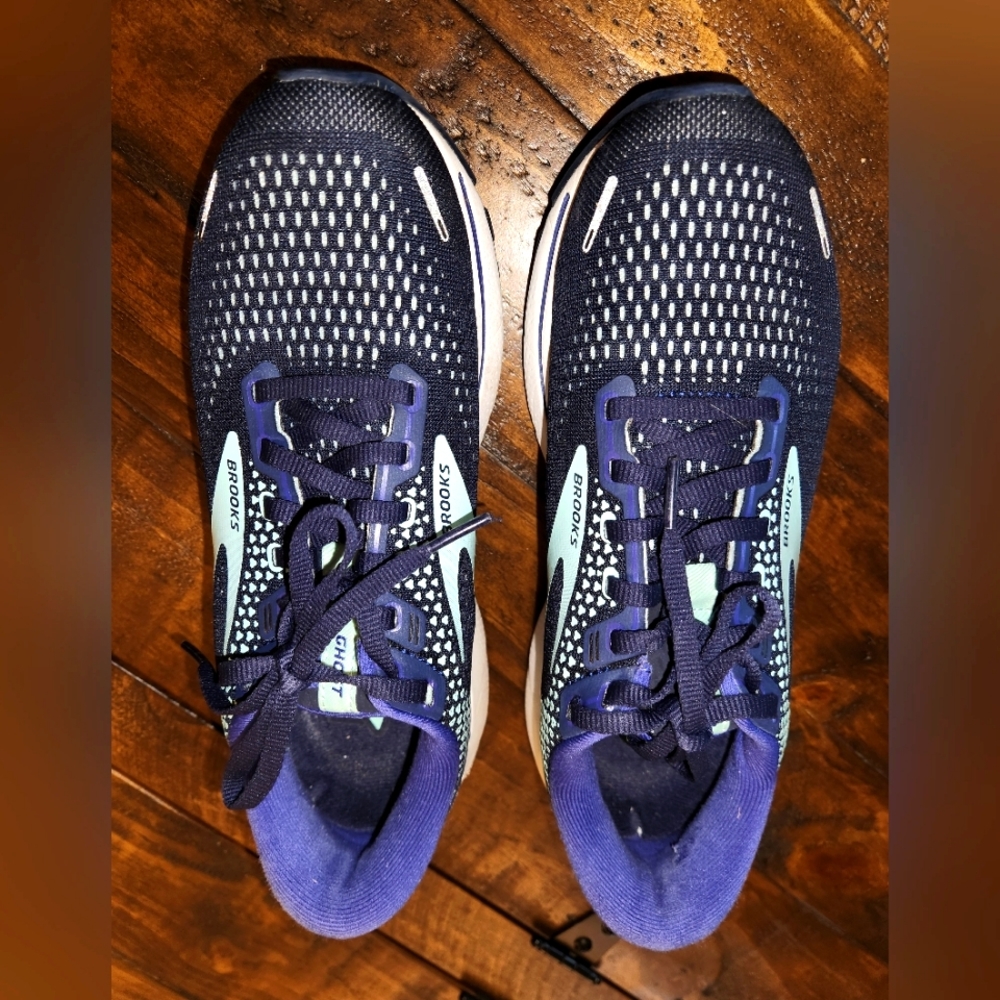 Women's Brooks Ghost 14 Running Shoes, sz 8